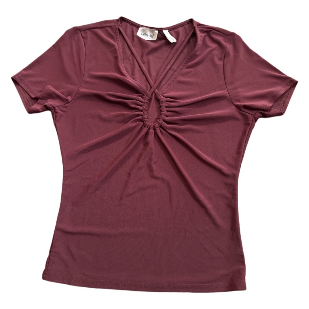 Willow & Root Burgundy Red Sheer Ruched Keyhole Top Medium